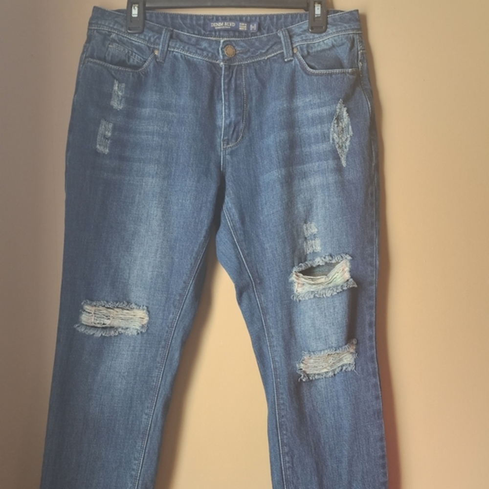 Denim Blvd‎ jeans